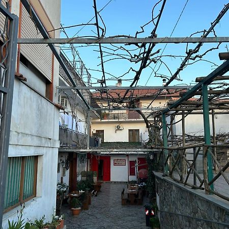 阿杰罗拉Vecchio West住宿加早餐旅馆 外观 照片