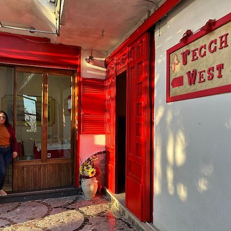 阿杰罗拉Vecchio West住宿加早餐旅馆 外观 照片